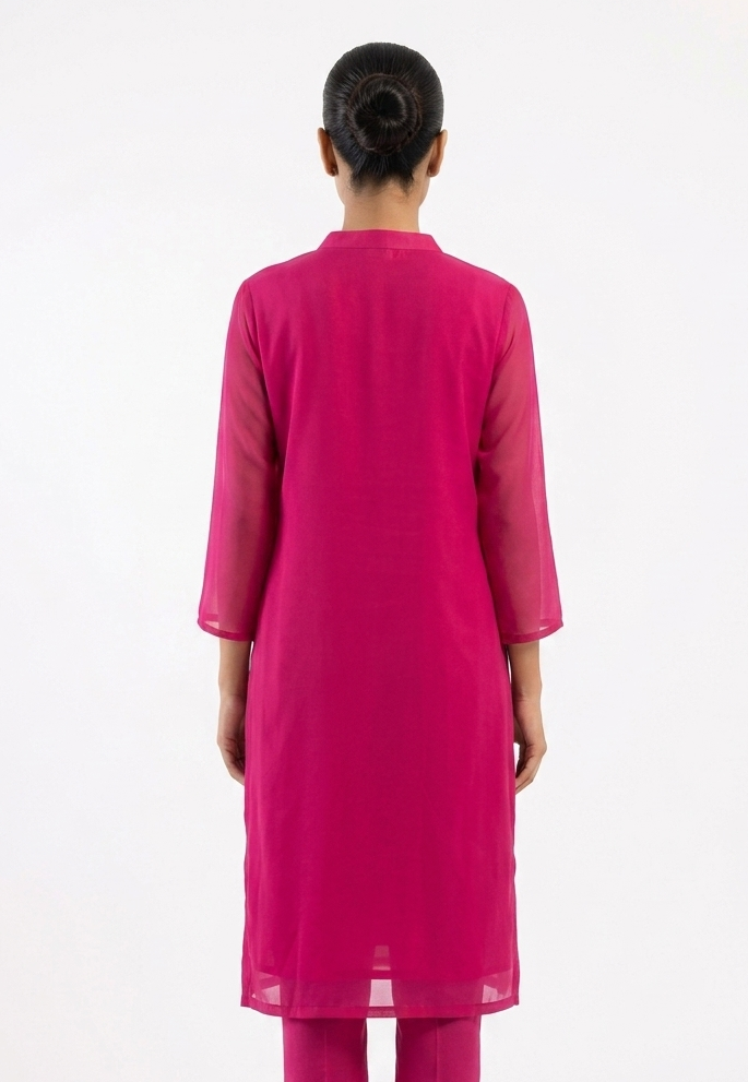 Vibrant Magenta Two-Piece Suit – Classic Tailored Elegance